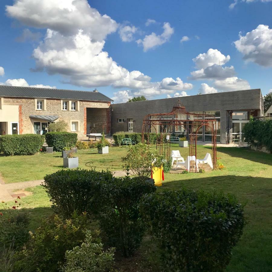 Hotel Ferme Du Chateau à Monampteuil Extérieur photo